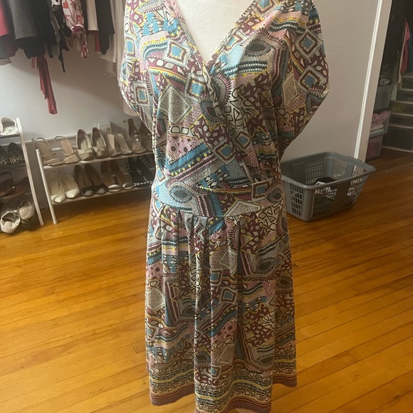 Short sleeve Multicolor patterned wrap dress - Picture 1 of 5